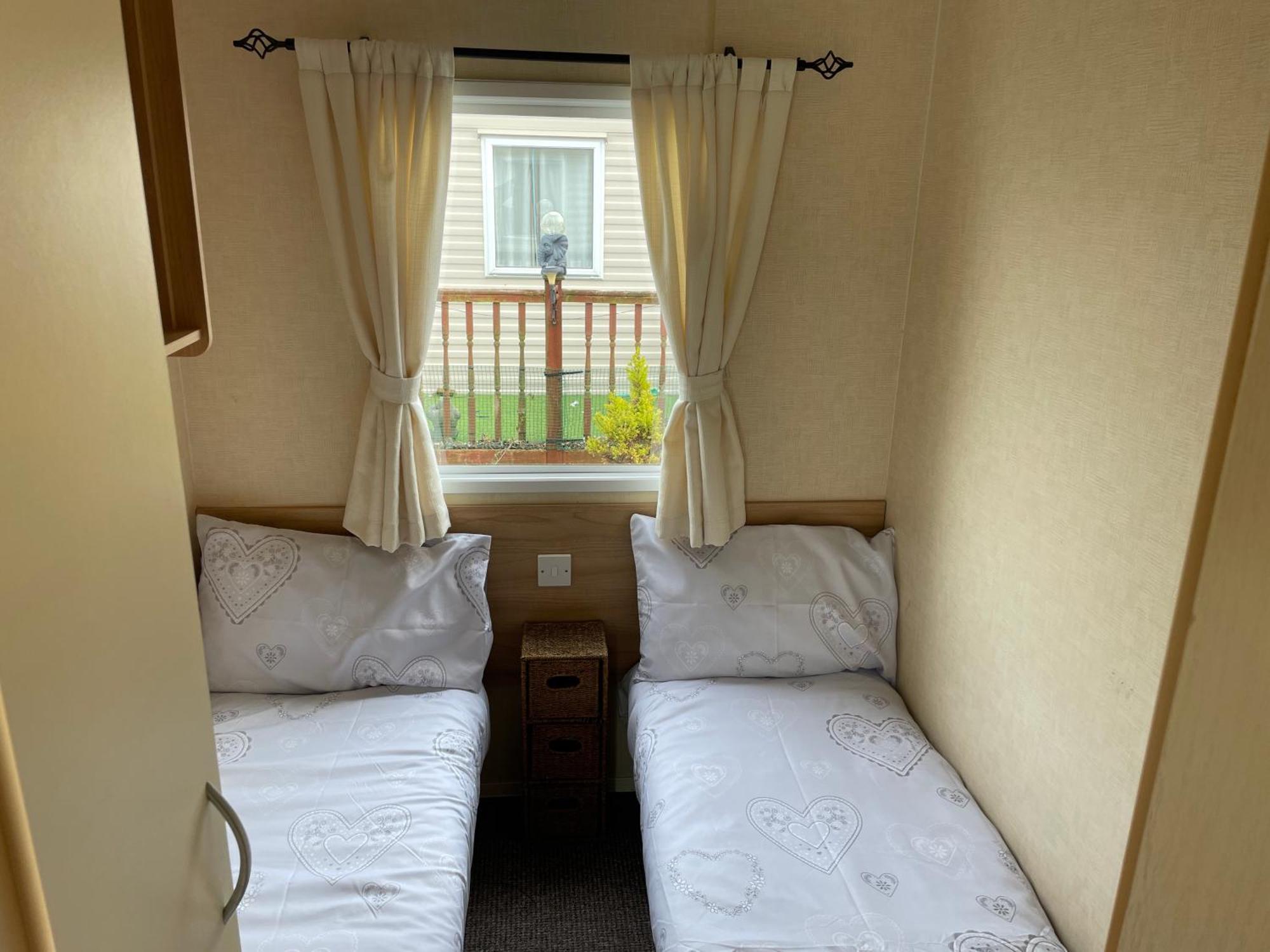The Luxury Wolds Retreat 6 Berth 3 Bedrooms Beds Made For Arrival Wifi Інголдмеллс Екстер'єр фото
